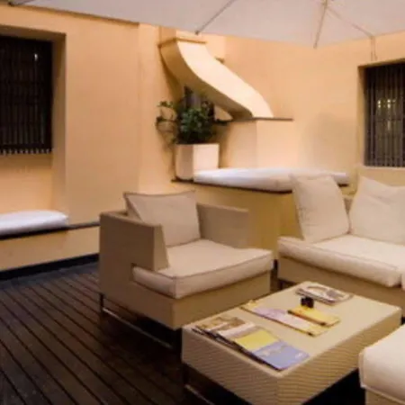 Pensión Pantheon Royal 4*
