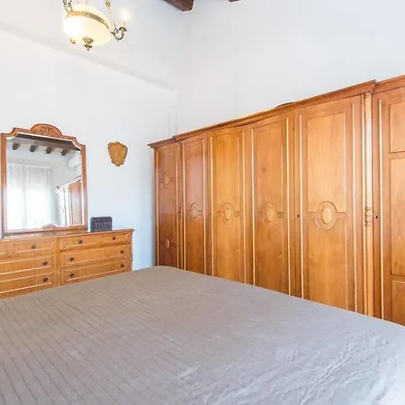 Pensión Pantheon Royal 4*