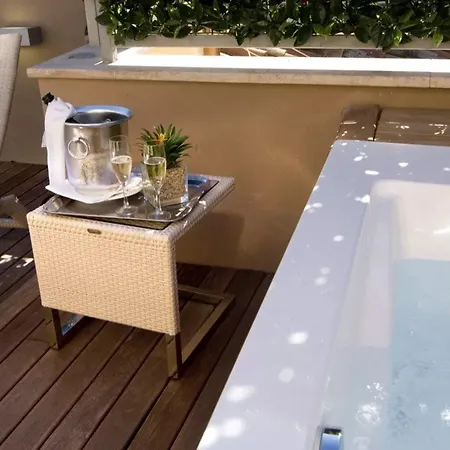 Pantheon Royal بيت ضيافة